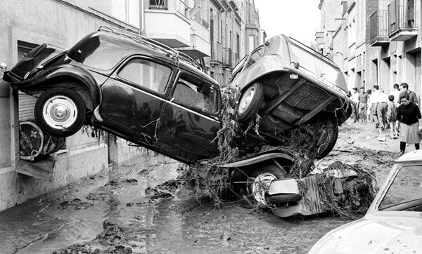 Alluvione a Valencia: la narrazione separata dai fatti