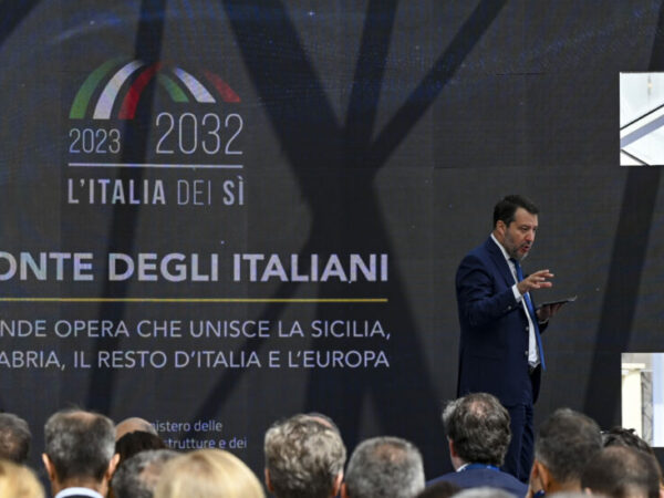 I conti di Salvini sul costo del ponte sullo Stretto non tornano